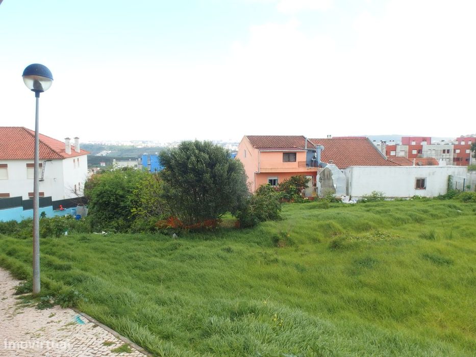 Lote - Mina de Água