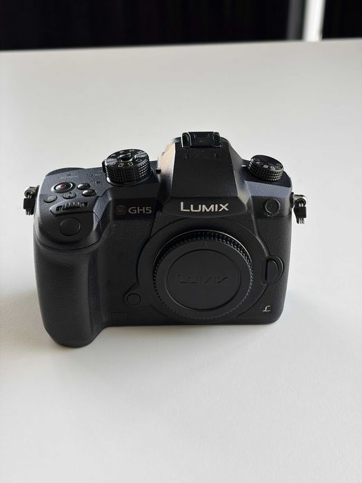 Panasonic Lumix DC-GH5 - Corpo | V-Log L