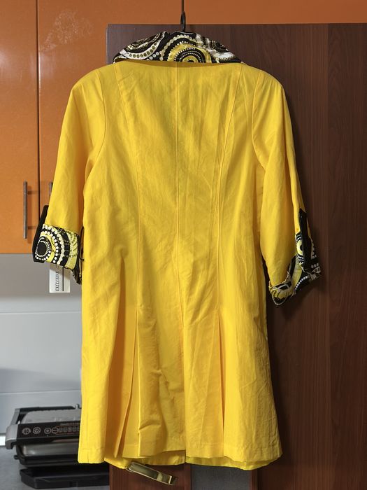 Весняний плащ яскравий 48 розмір (М)