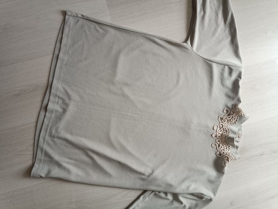 Elegancka bluzeczka