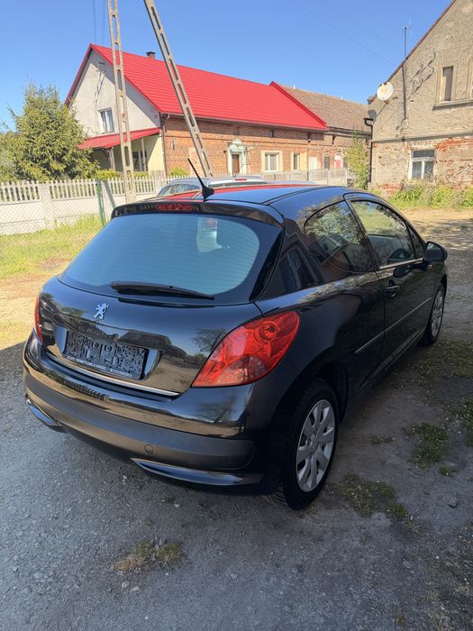 Peugoet 207 1.4b 88km zadbany
