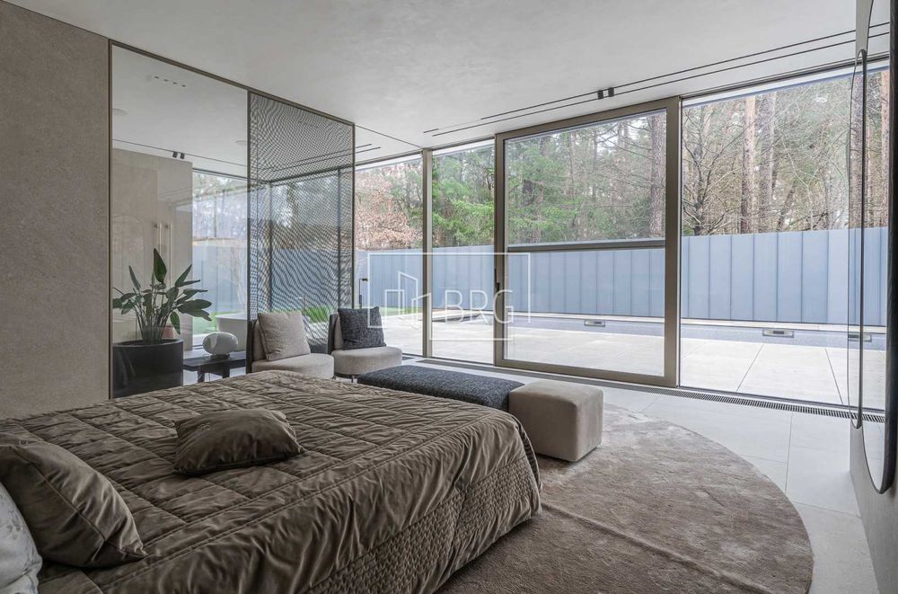 Продажа нового современного дома с бассейном Плюты Конча Заспа без %