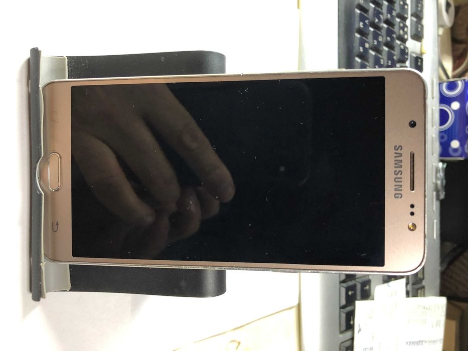 телефон SAMSUNG SM-J510H робочий 2/16