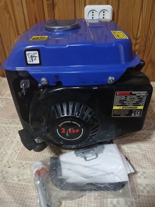 Продам  генератор 750w