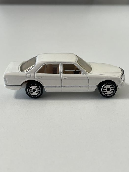 Hot Wheels Mercedes 380 SEL V126 W126 Mattel Malaysia 1981 1:64 HW MB