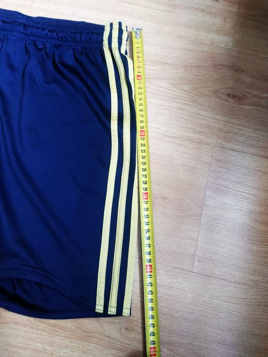 Spodenki sportowe Adidas, Spain