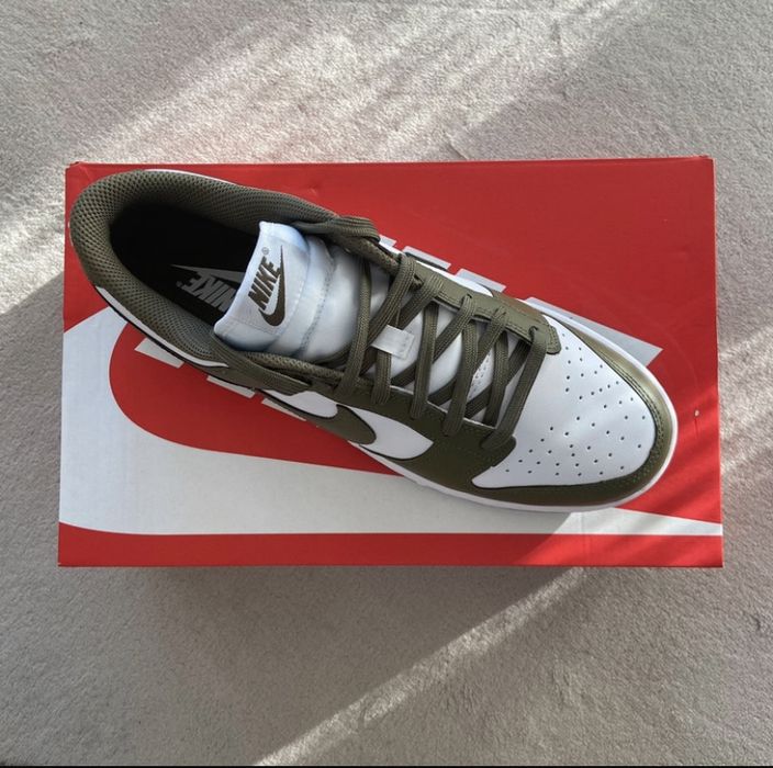 Nike Dunk Low Olive