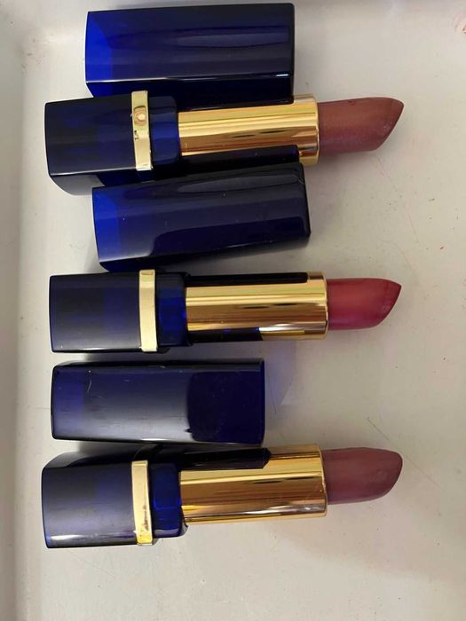 нова помада Estée Lauder