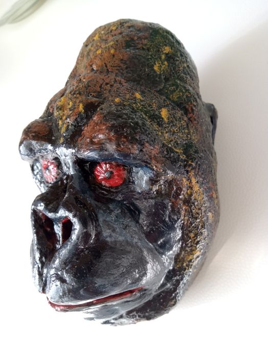 Маска настенная гориллы майя Шри-Ланка handmade