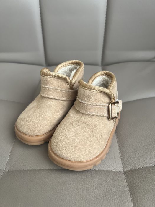 Черевики , чобітки,ботінки ,угги