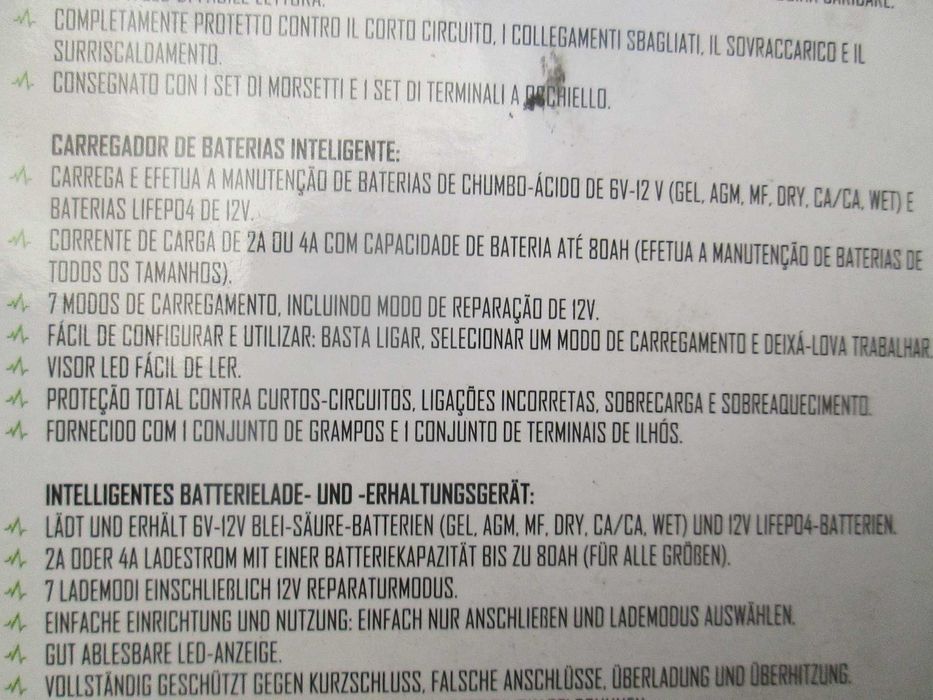 Um clássico da Yamaha - moto Yamaha SR 250, com extras