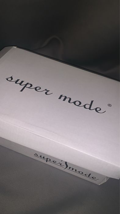 saltos altos pretos brilhantes (novos)