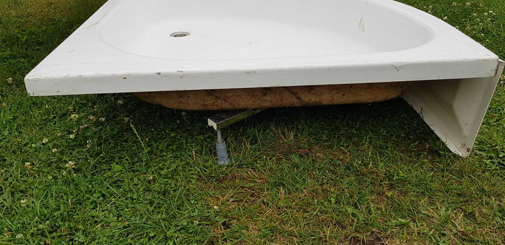 Піддон для душу в хорошому стані