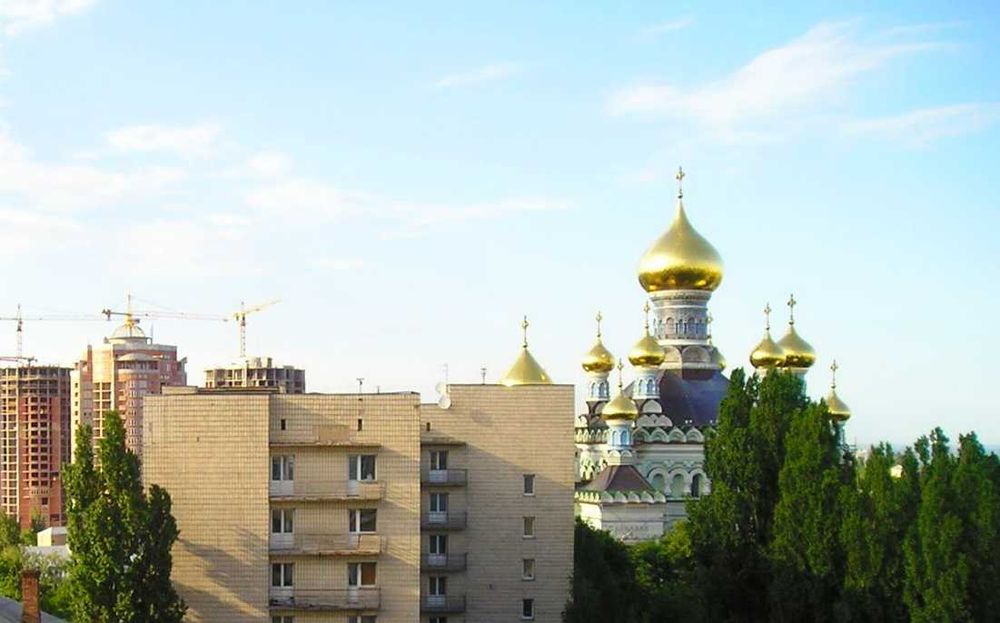 Оренда 3-кімнатної квартири по вул. Січневих Стрільців (Артема) 52А