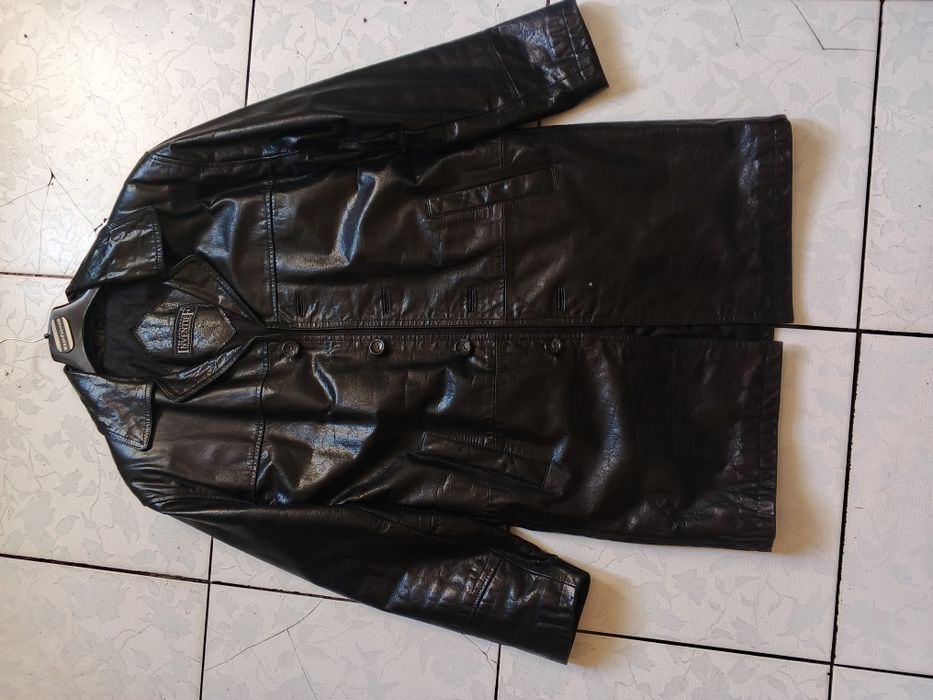 Чоловічий шкіряний плащ Inventief з натуральної шкіри