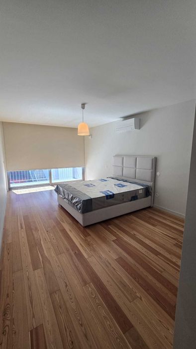 Apartamento T2 de luxo ao pé das Escadas Monumentais