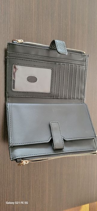 Vendo carteira Guess
