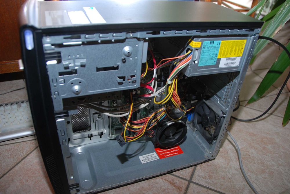 Zestaw komputerowy Acer Veriton M 480G stacjonarny monitor22