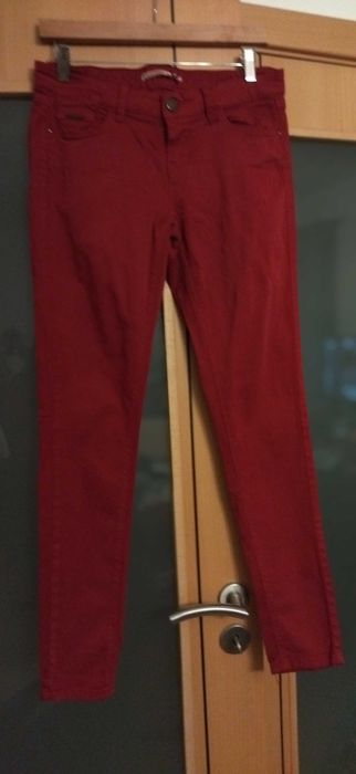 Jeans Bordeaux Stradivarius nº. 38 - Lindas - Baixa de preço