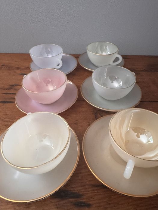 Vintage conjunto chavenas cafe antigas