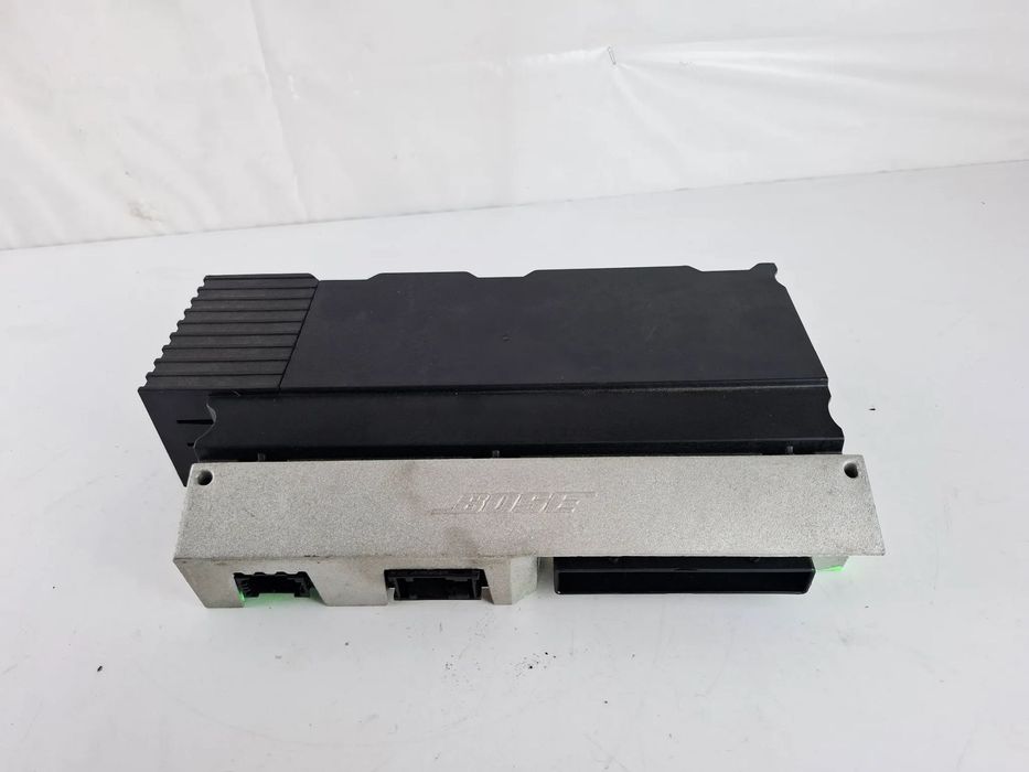 Wzmacniacz Bose Radia Audi A6 C6 4F0035223D