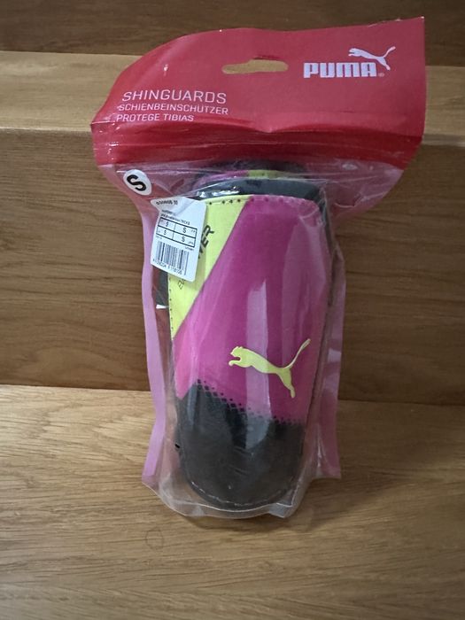 NOWE Ochraniacze na piszczele PUMA rozmiar S