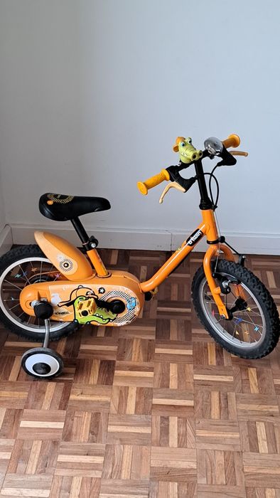 Bicicleta btwin 14" crianca com rodinhass