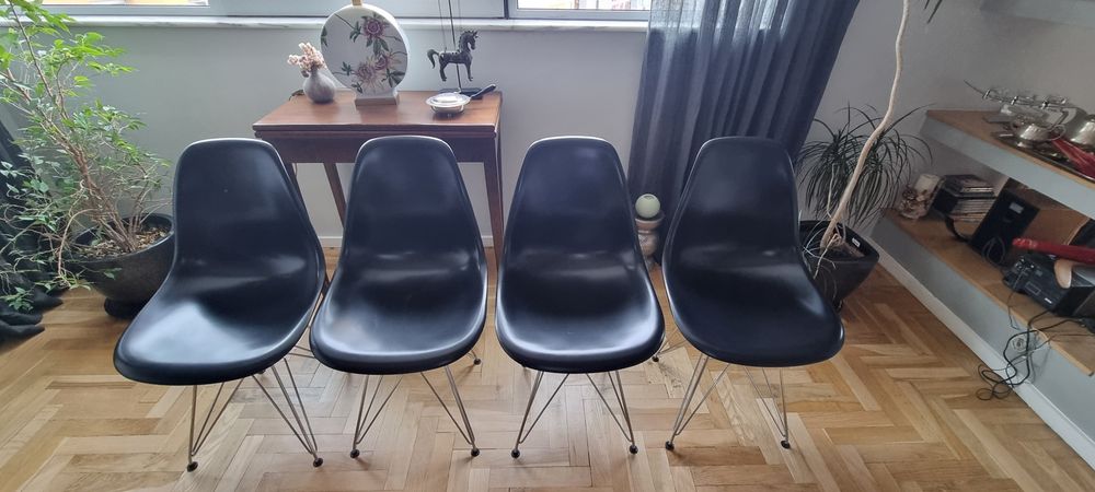 Conjunto de cadeiras replica Eames