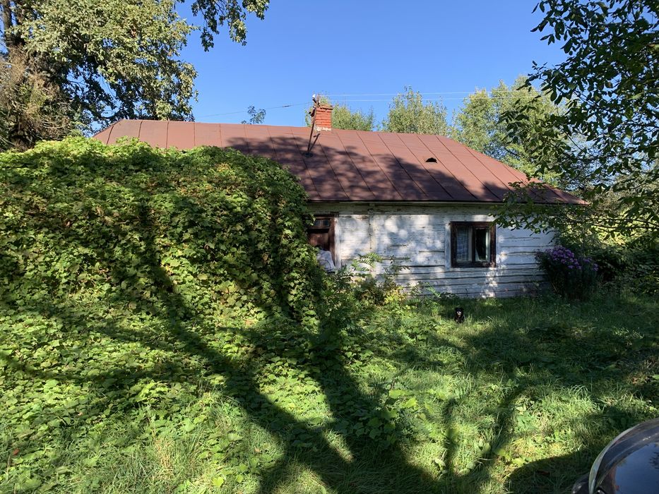 Продам земельні ділянки з будинком