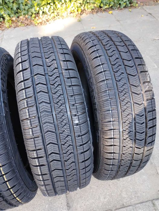 Całoroczne opony bieżnikowane 215/65 -16