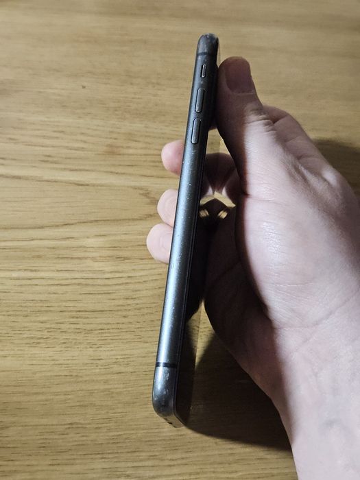 Iphone 11 64gb під ремонт