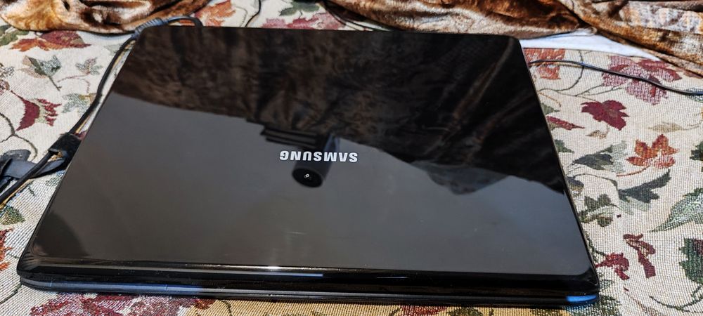 Ноутбук Samsung R503