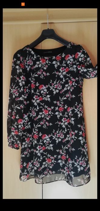 Vestido floral de manga comprida