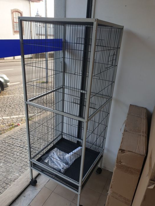 Gaiolas grandes c/rodas