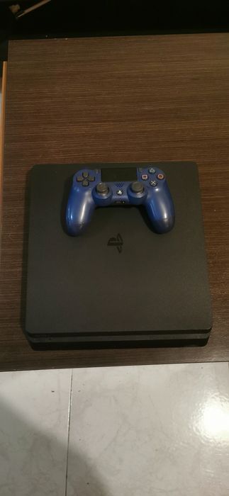 Ps4 slim em muito bom estado