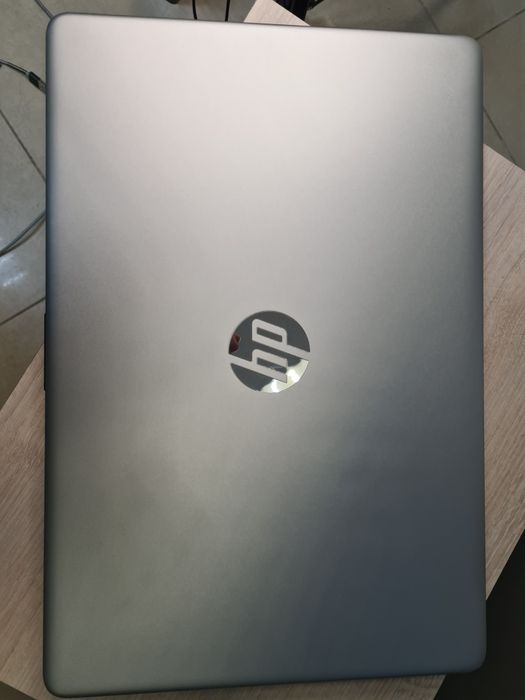 HP 15s, I5-1235U,16GB, 512GB