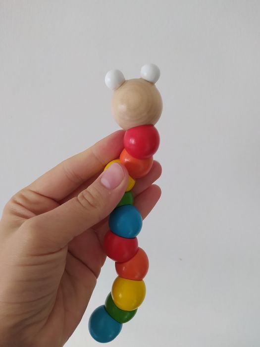 Lagarta em madeira Nova