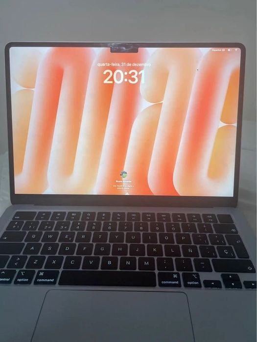 MacBook Air 13" | 2025 | M4 | 16GB | 256GB SSD
