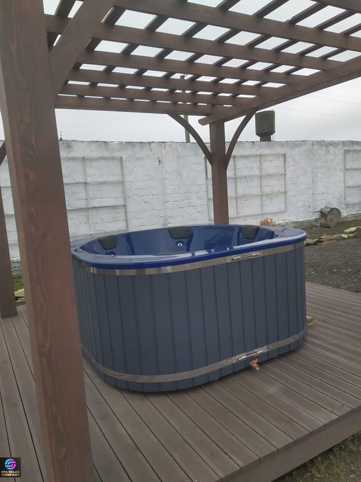 Виробництво чанів джакузі. Басейни Мобільна купель Мобільна лазня