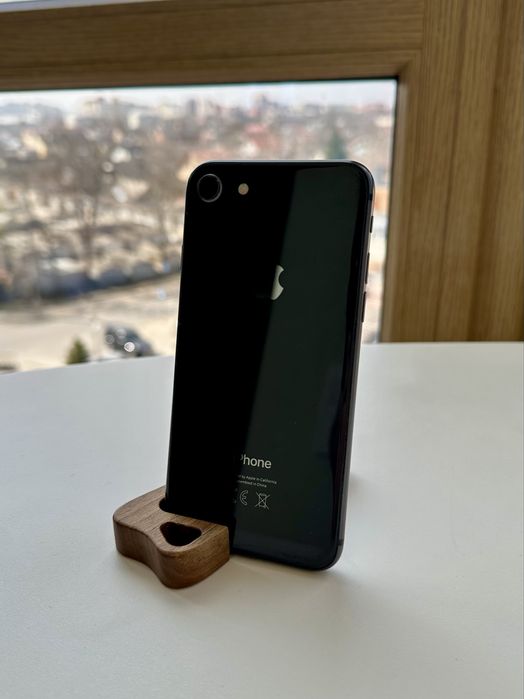 iphone 8 64gb black - купити телефони та аксесуари - Ціна на OLX.ua