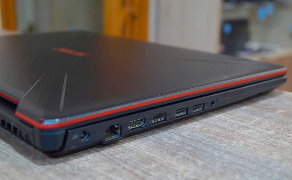 ГАРАНТІЯ Asus TUF (17"/Ryzen 5 3550H/RAM 16гб/SSD 512гб/RX 560X)TVOYO