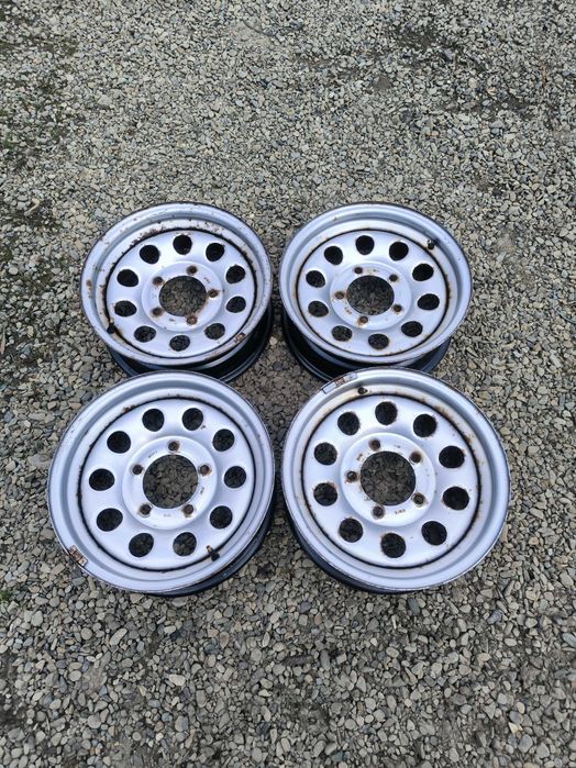 Диски 5 139.7 r15 et5 на уаз ниву Сузукі Джимні