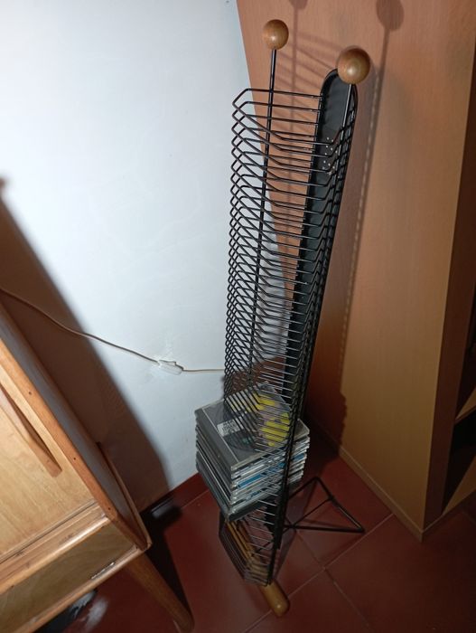 CD Storage Tower427275404811980801