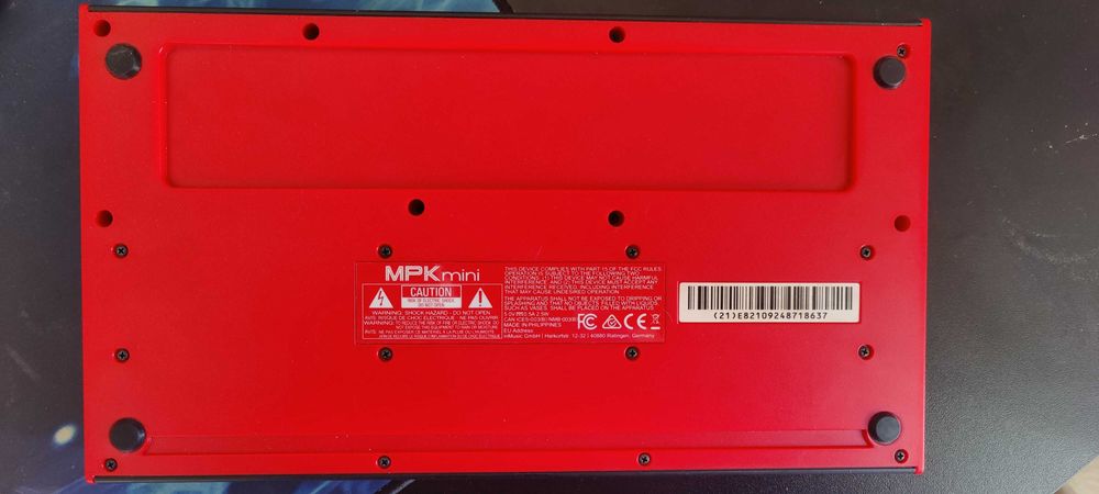 Міді клавіатура AKAI MPK mini