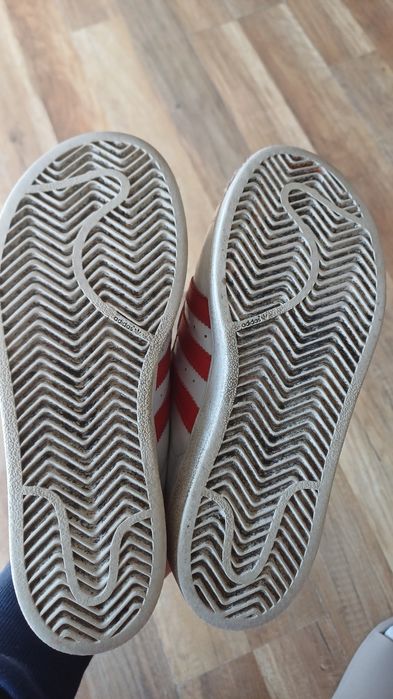 Adidas Superstar 34 buty sportowe adidasy białe czerwone