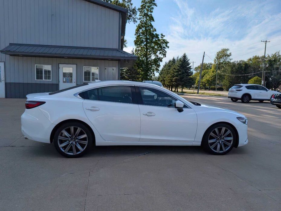 Mazda 6 Signature      2018