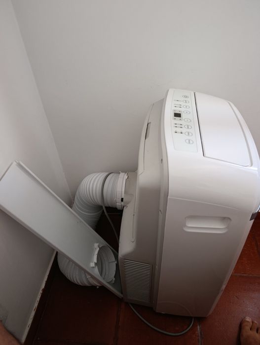 Ar condicionado portátil Becken 12000 btus