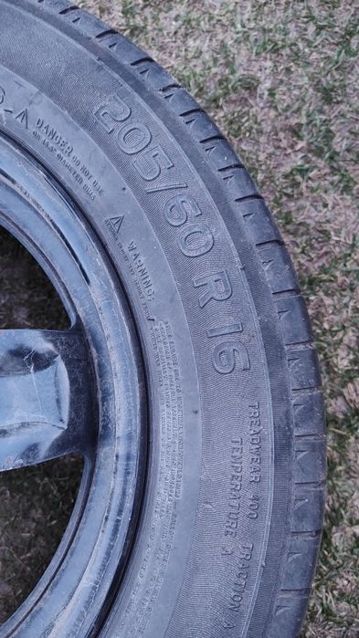 Opony 205/60x16 sprzedam