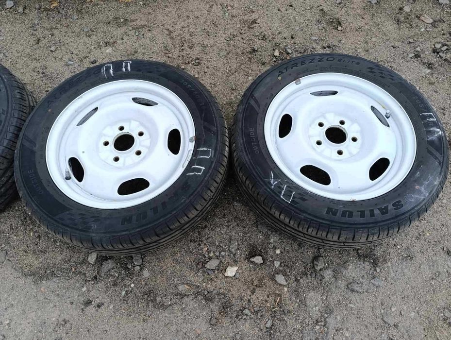 Продам комплект дисків 5x114.3 з літніми шинами 205/55 R16