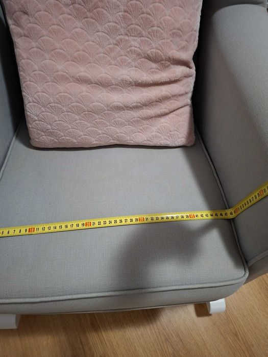 Poltrona de Amamentação Micuna + Mesa Ajustável + Tapete